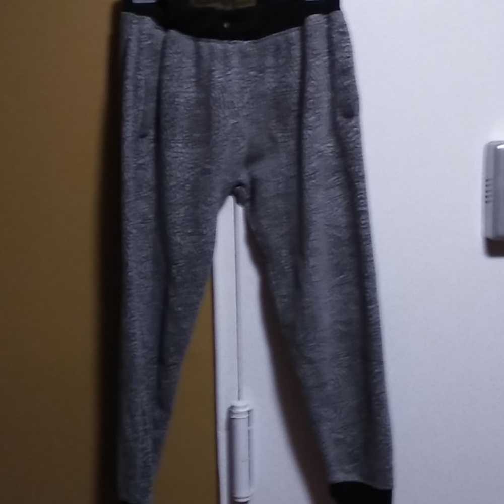 Evolution jogging pants - Picture 9 of 9